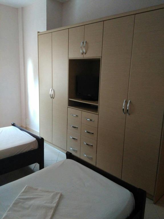 Sofapartments Sarandë Esterno foto